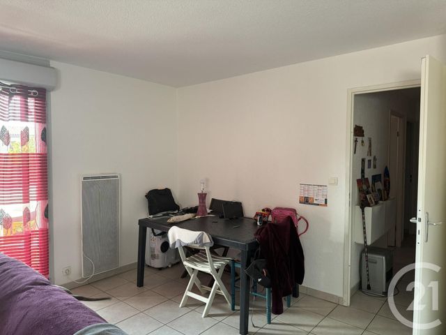 Afficher la photo en grand Appartement T3 à vendre - 3 pièces - 58.58 m2 - LONGAGES - 31 - MIDI-PYRENEES - Century 21 S.D.I.