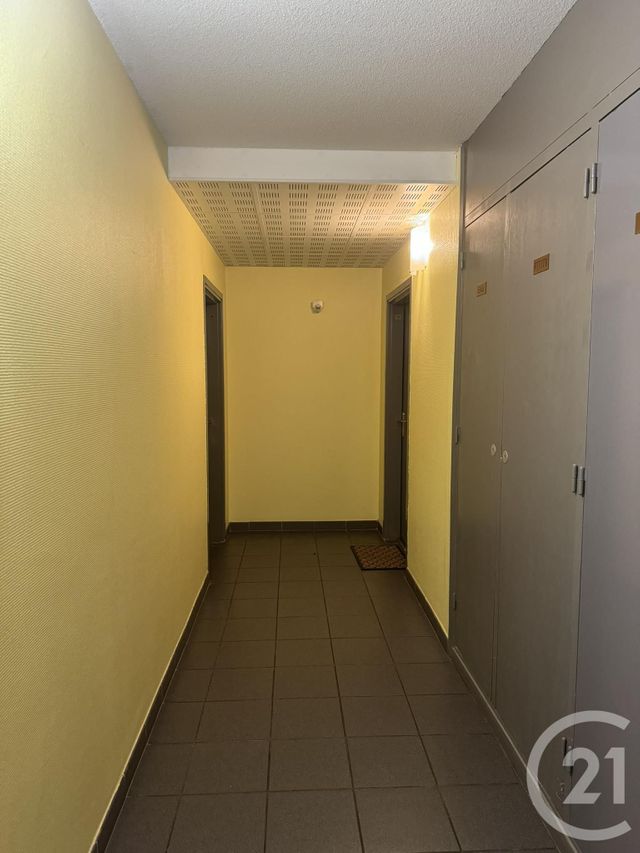 Afficher la photo en grand Appartement T3 à vendre - 3 pièces - 58.58 m2 - LONGAGES - 31 - MIDI-PYRENEES - Century 21 S.D.I.