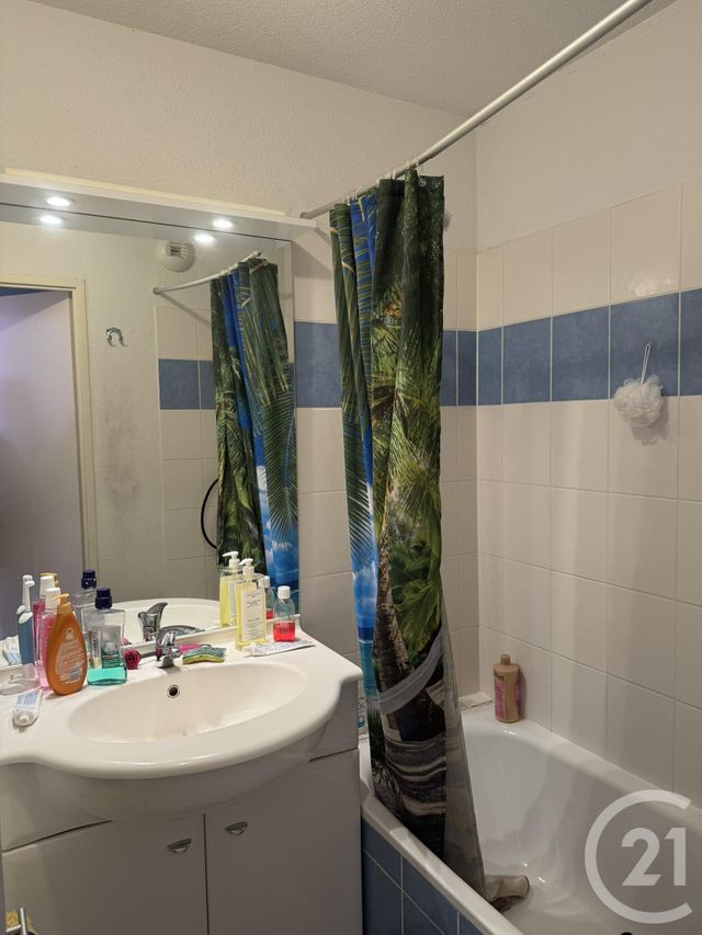 Afficher la photo en grand Appartement T3 à vendre - 3 pièces - 58.58 m2 - LONGAGES - 31 - MIDI-PYRENEES - Century 21 S.D.I.