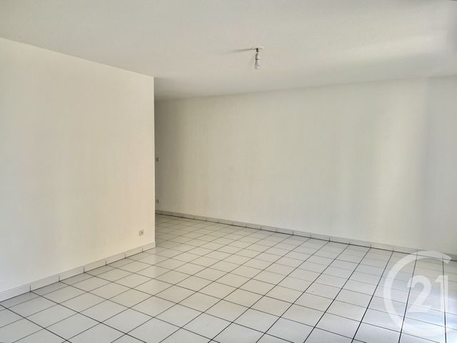 Afficher la photo en grand Appartement T2 à vendre - 2 pièces - 45.36 m2 - MURET - 31 - MIDI-PYRENEES - Century 21 S.D.I.