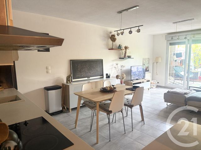 Appartement T3 à vendre - 3 pièces - 60.51 m2 - POMPERTUZAT - 31 - MIDI-PYRENEES - Century 21 S.D.I.