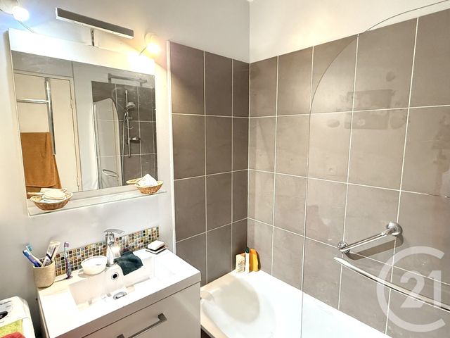 Appartement T3 à vendre - 3 pièces - 60.51 m2 - POMPERTUZAT - 31 - MIDI-PYRENEES - Century 21 S.D.I.