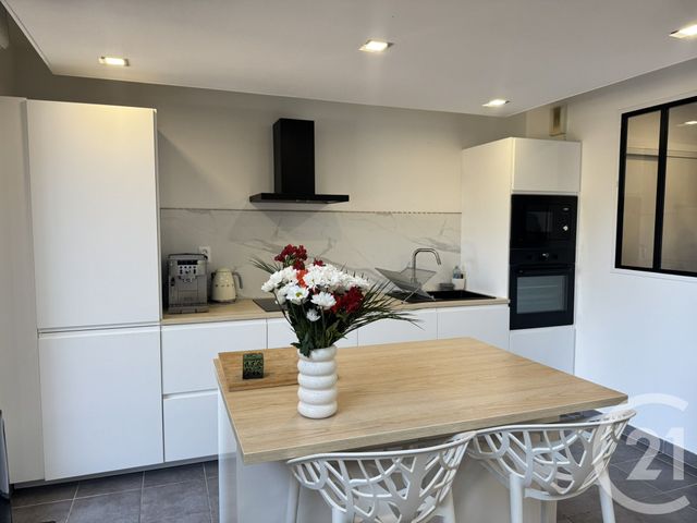 Afficher la photo en grand Appartement T4 à vendre - 4 pièces - 83.74 m2 - MURET - 31 - MIDI-PYRENEES - Century 21 S.D.I.