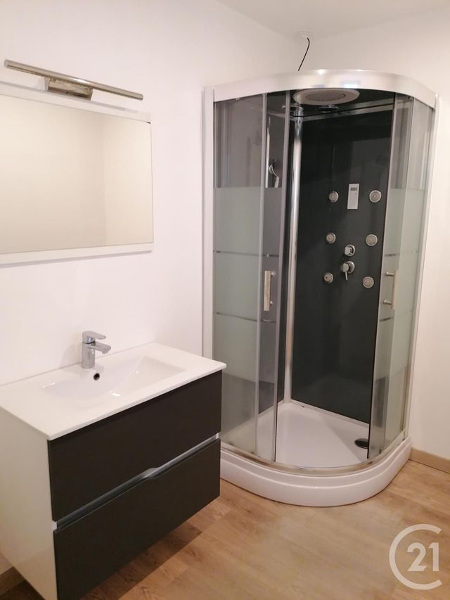 Appartement F3 à louer - 3 pièces - 52.19 m2 - MONTESQUIEU VOLVESTRE - 31 - MIDI-PYRENEES - Century 21 S.D.I.