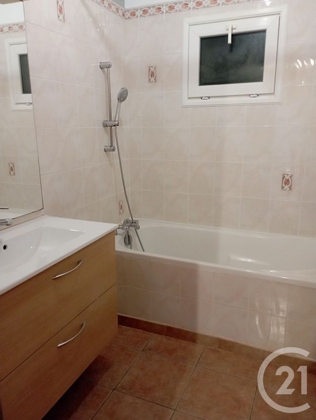 maison à louer - 4 pièces - 95.45 m2 - LABARTHE SUR LEZE - 31 - MIDI-PYRENEES - Century 21 S.D.I.