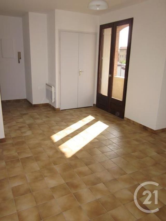 Appartement Studio à louer - 1 pièce - 28.0 m2 - CUGNAUX - 31 - MIDI-PYRENEES - Century 21 S.D.I.