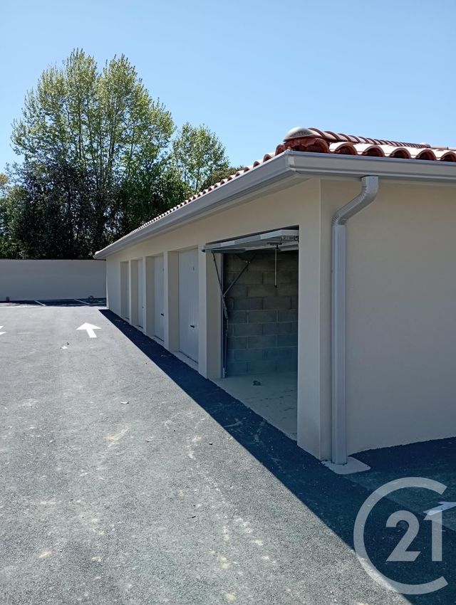 parking à louer - 13.0 m2 - MURET - 31 - MIDI-PYRENEES - Century 21 S.D.I.