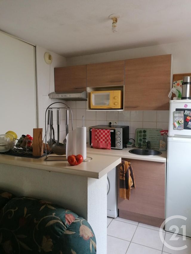 Appartement F2 à louer - 2 pièces - 37.86 m2 - LONGAGES - 31 - MIDI-PYRENEES - Century 21 S.D.I.