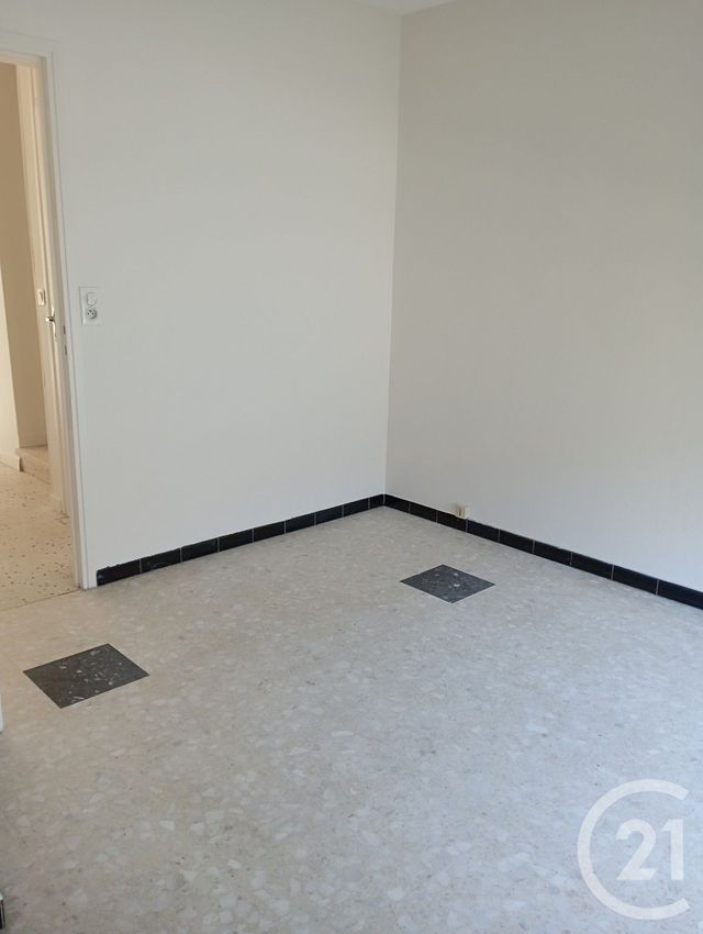 Appartement T5 à louer - 5 pièces - 98.12 m2 - MURET - 31 - MIDI-PYRENEES - Century 21 S.D.I.