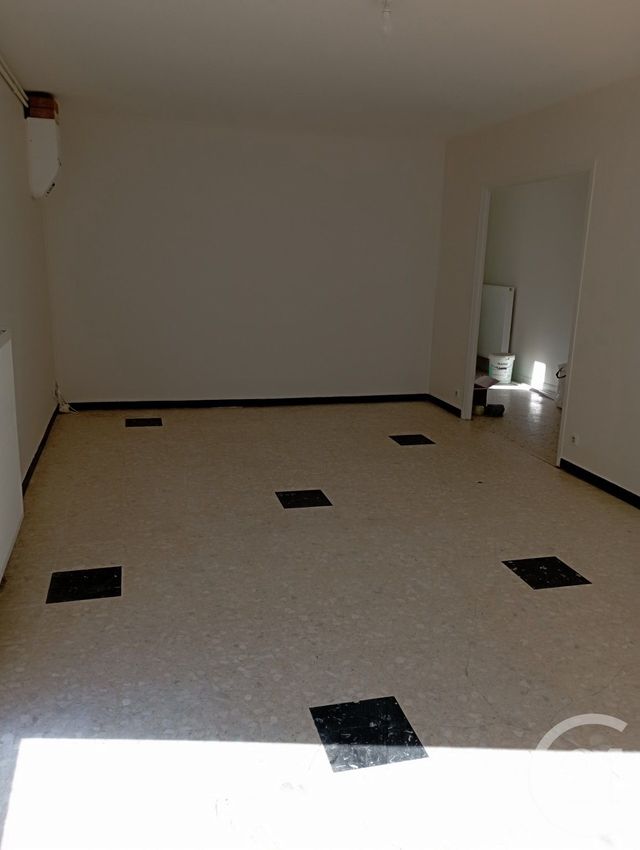 Appartement T5 à louer - 5 pièces - 98.12 m2 - MURET - 31 - MIDI-PYRENEES - Century 21 S.D.I.